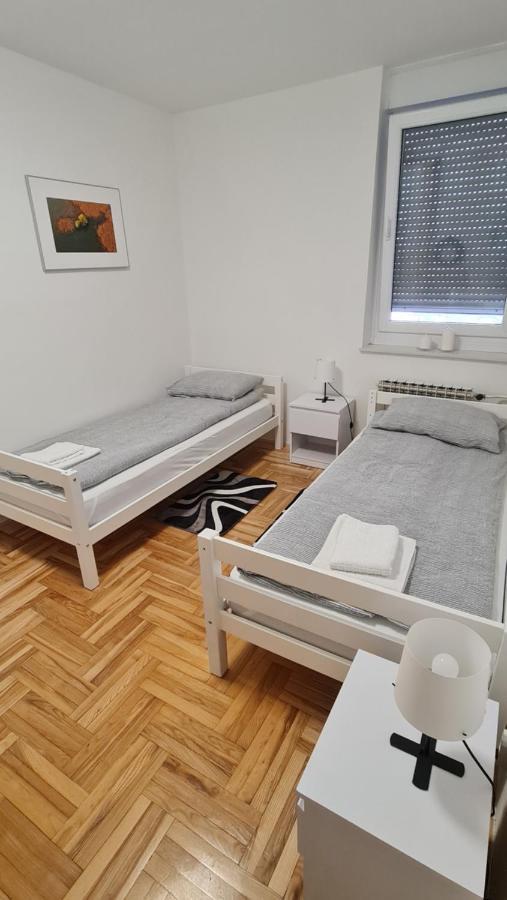South 2 Osijek公寓 外观 照片